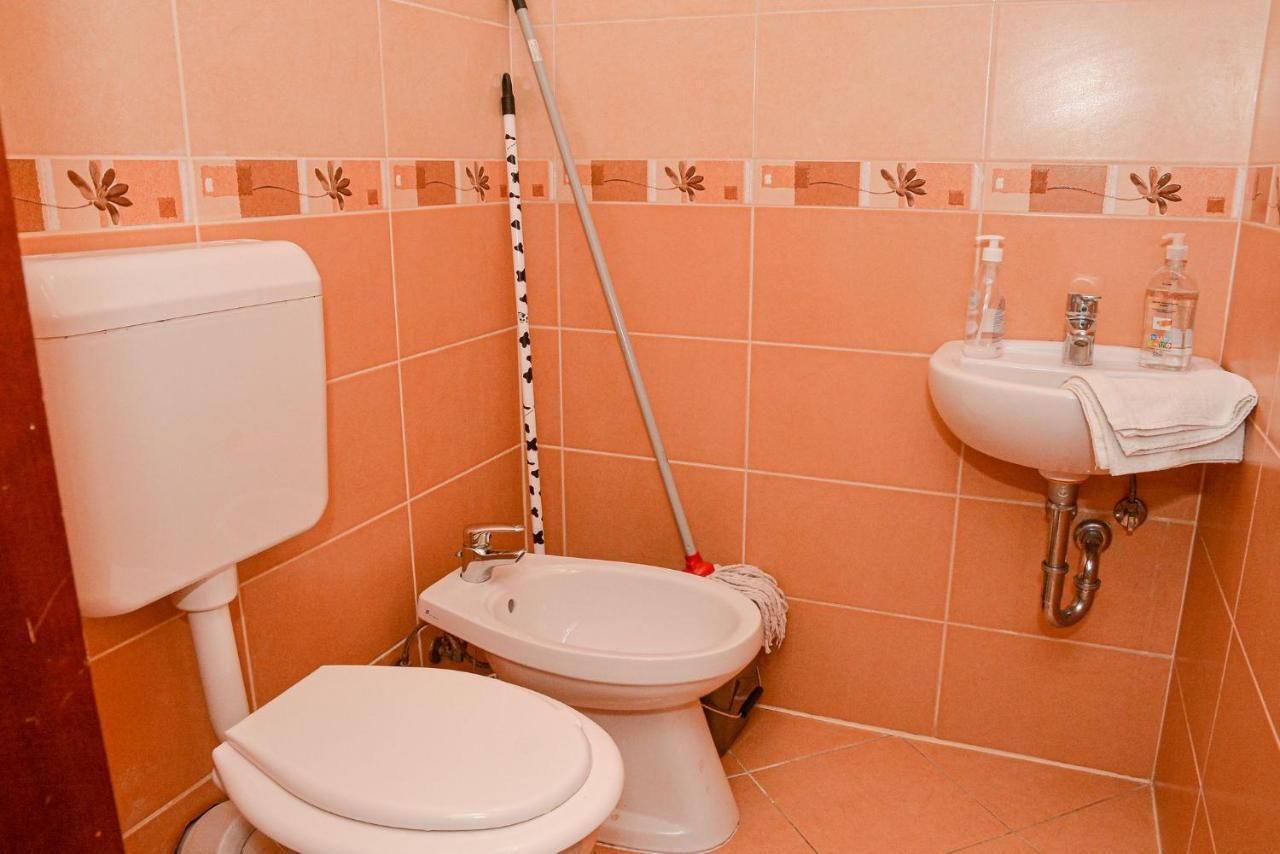 Apartman Otto Hajduszoboszlo Luaran gambar