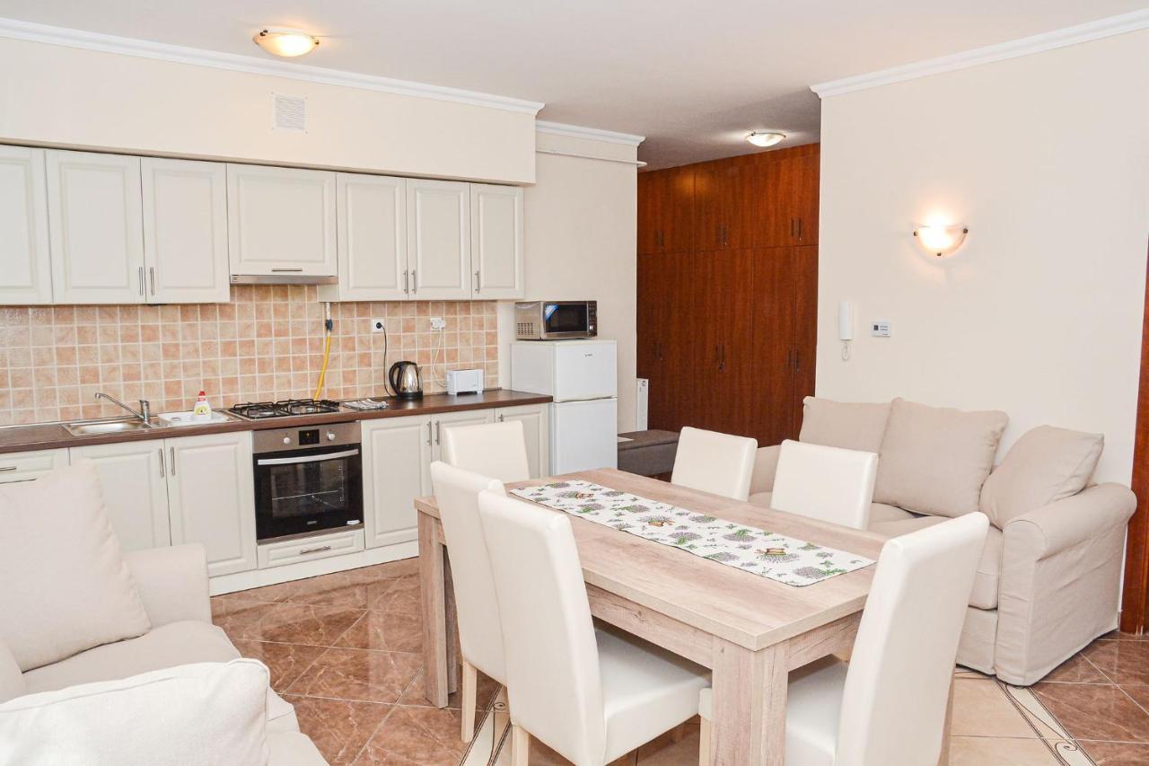 Apartman Otto Hajduszoboszlo Luaran gambar