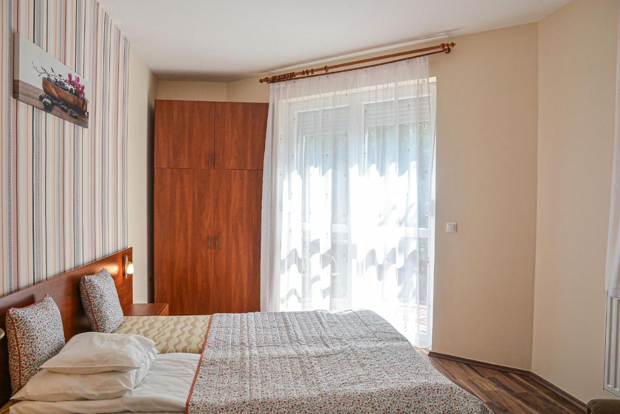 Apartman Otto Hajduszoboszlo Luaran gambar