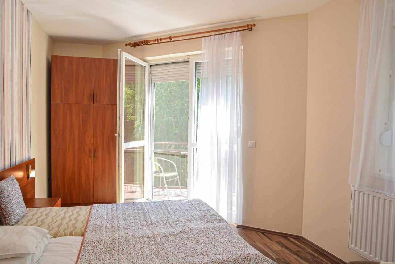 Apartman Otto Hajduszoboszlo Luaran gambar