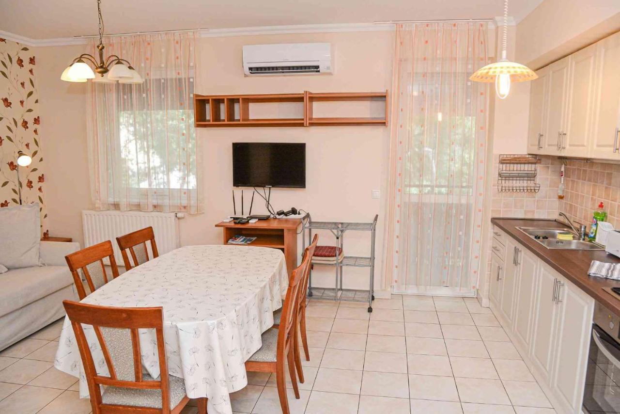 Apartman Otto Hajduszoboszlo Luaran gambar