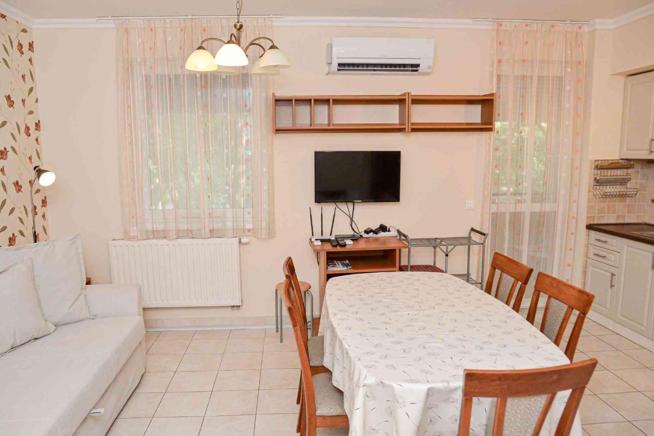 Apartman Otto Hajduszoboszlo Luaran gambar