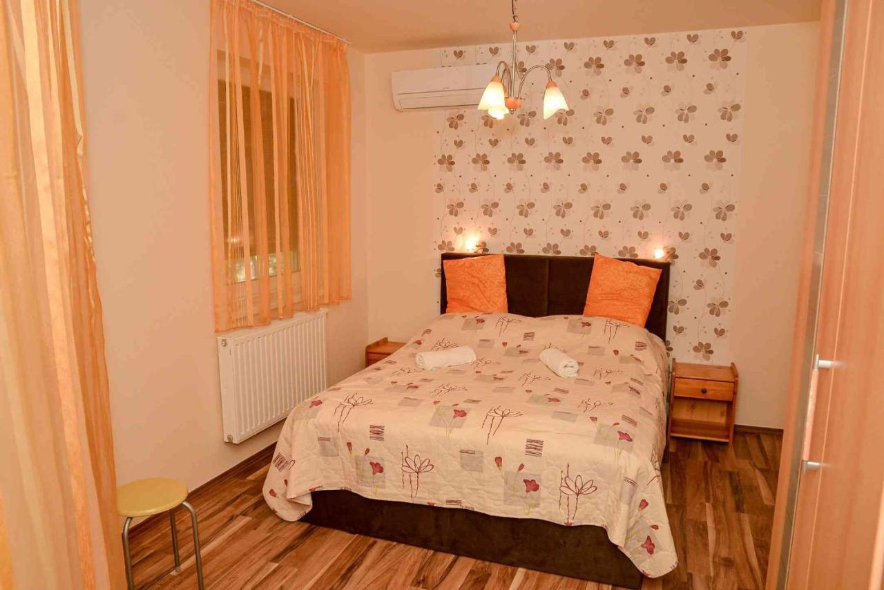 Apartman Otto Hajduszoboszlo Luaran gambar